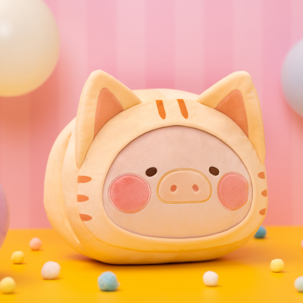 ToyZero+ Lulu The Pig Celebration: Kitty Pig Hand Warmer Cushion