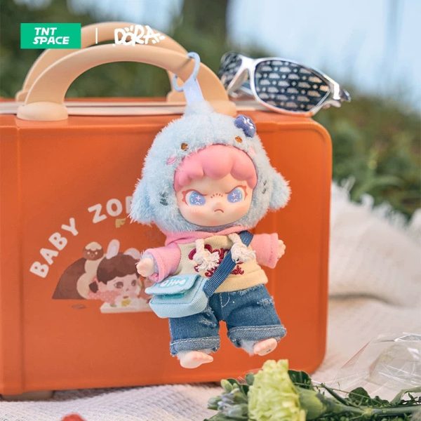 DORA Shark La La Vinyl Plush - Image 4