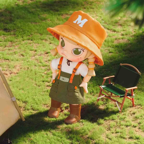 MOLLY Go Camping Action Figure - Image 3